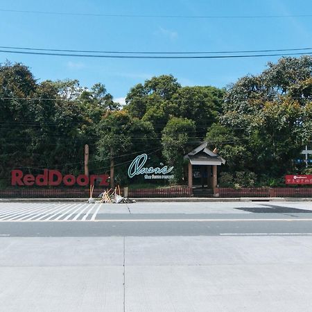 우안스 더 팜 리조트 루세나 외부 사진