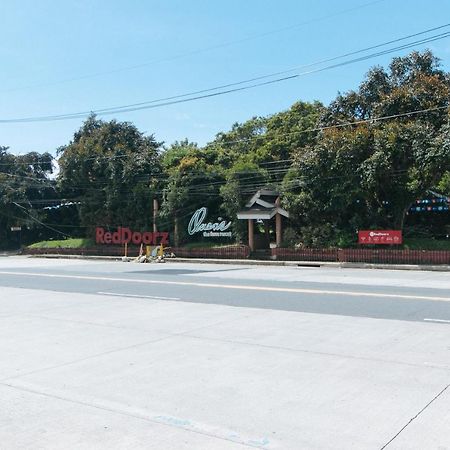 우안스 더 팜 리조트 루세나 외부 사진