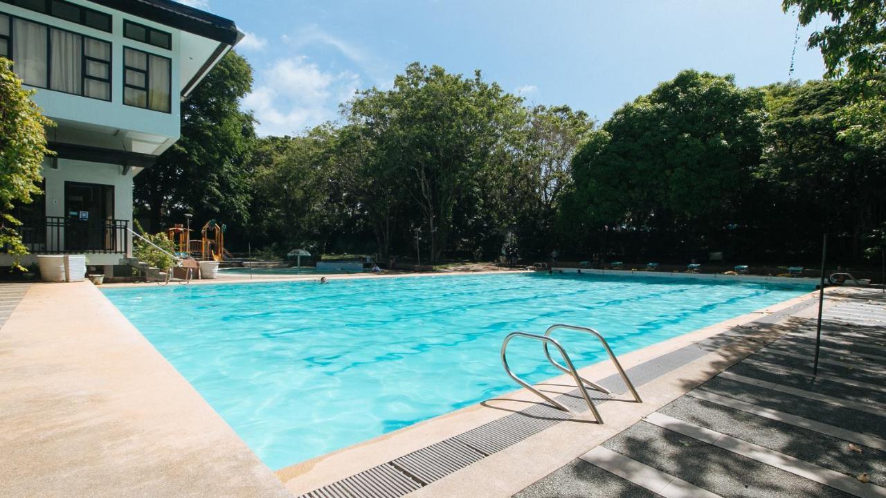 우안스 더 팜 리조트 루세나 외부 사진