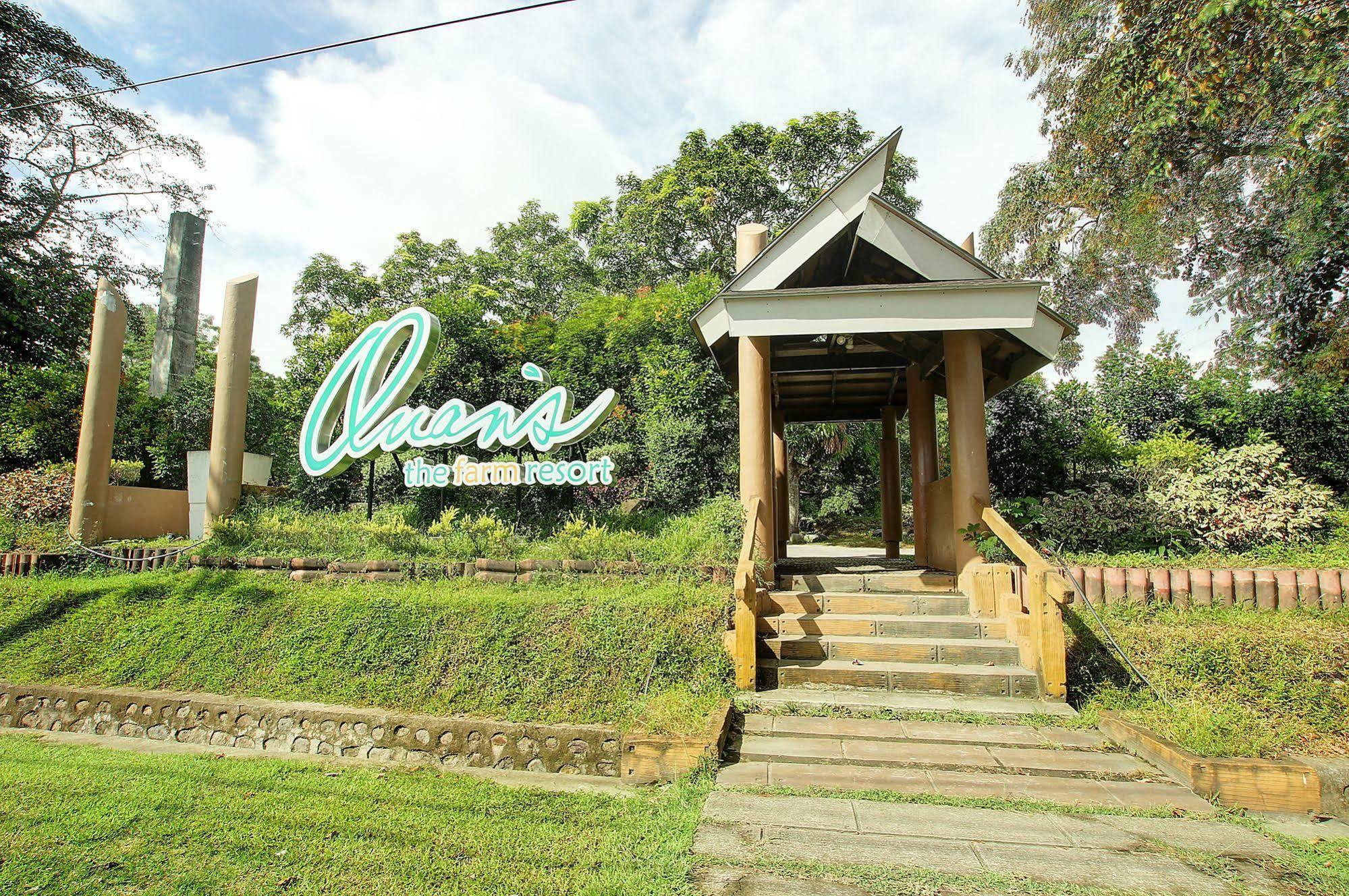 우안스 더 팜 리조트 루세나 외부 사진